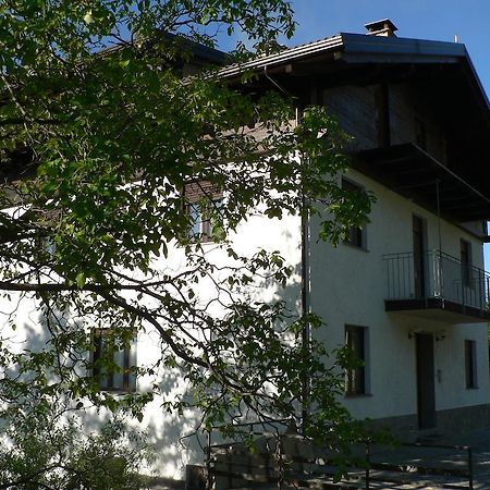 Bed and Breakfast La Via Del Sole Susa Exterior foto