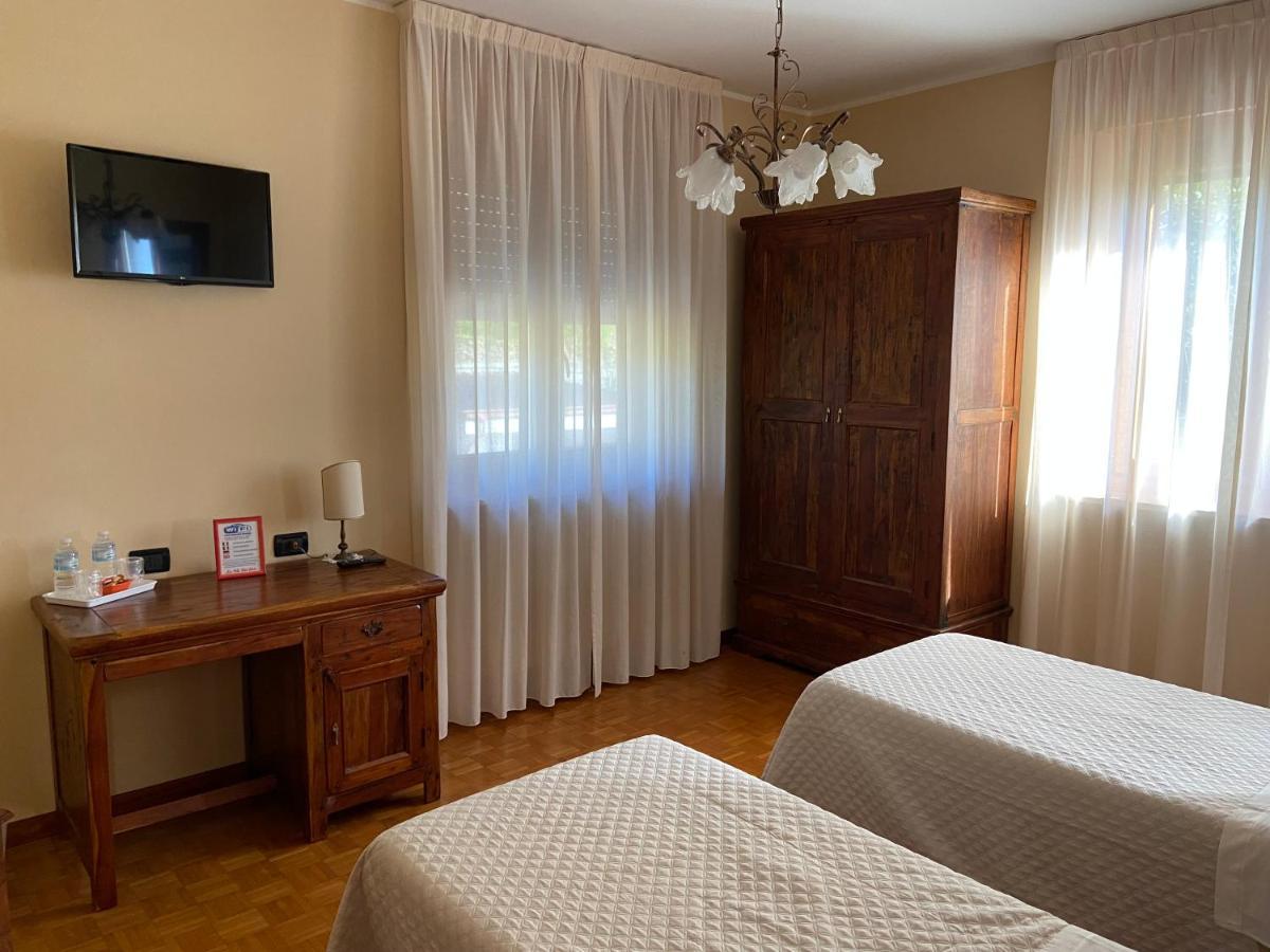 Bed and Breakfast La Via Del Sole Susa Exterior foto