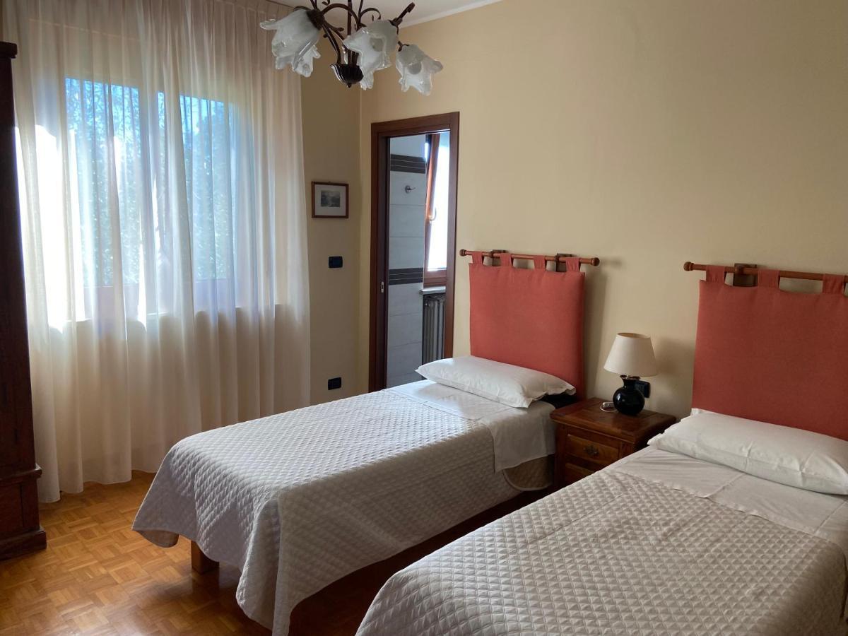 Bed and Breakfast La Via Del Sole Susa Exterior foto