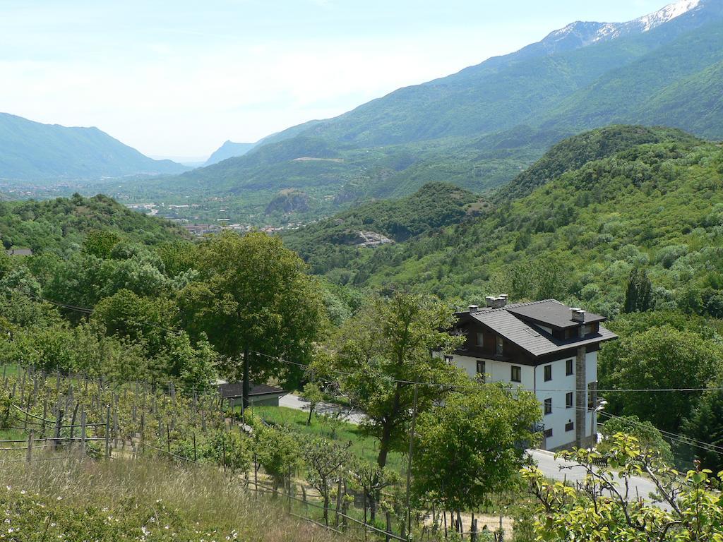 Bed and Breakfast La Via Del Sole Susa Exterior foto